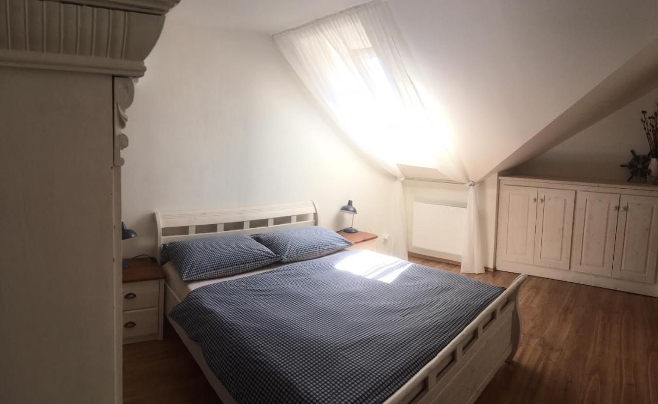 Penzion Primášé Dolni Vestonice Exterior foto
