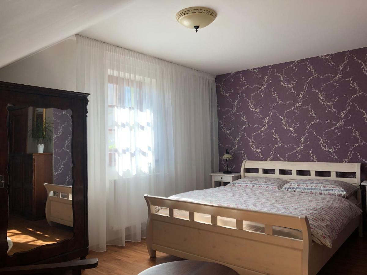 Penzion Primášé Dolni Vestonice Exterior foto